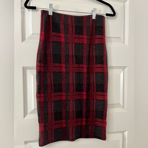 Plaid flannel skirt nwt. Size XS Bebe